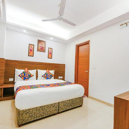 Fabhotel Sparkling - Nr Yashobhoomi Convention Centre Delhi  Exterior photo